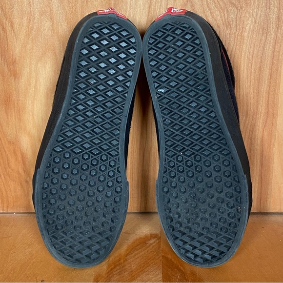 Womens 8.5 Vans Off The Wall Old Skool Mickey Mouse Club Black Red - Picture 7 of 8